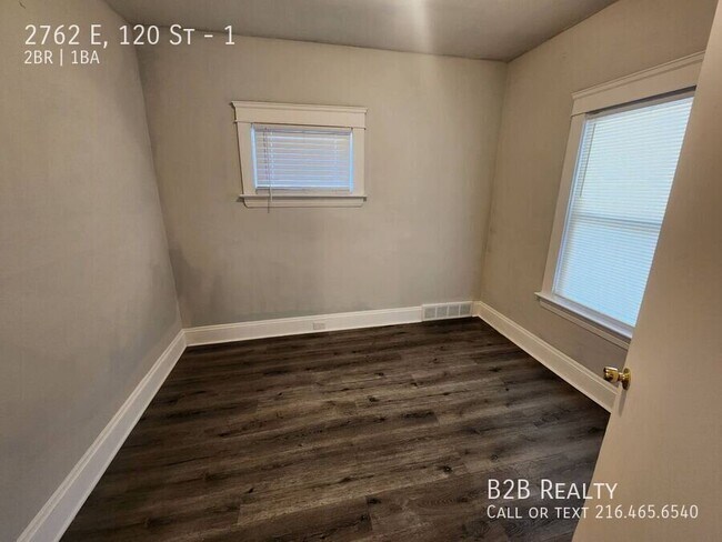 2762 E 120th St Unidad 1