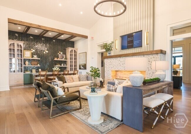 Photo - 154 Heartwood Ave S Unidad C1