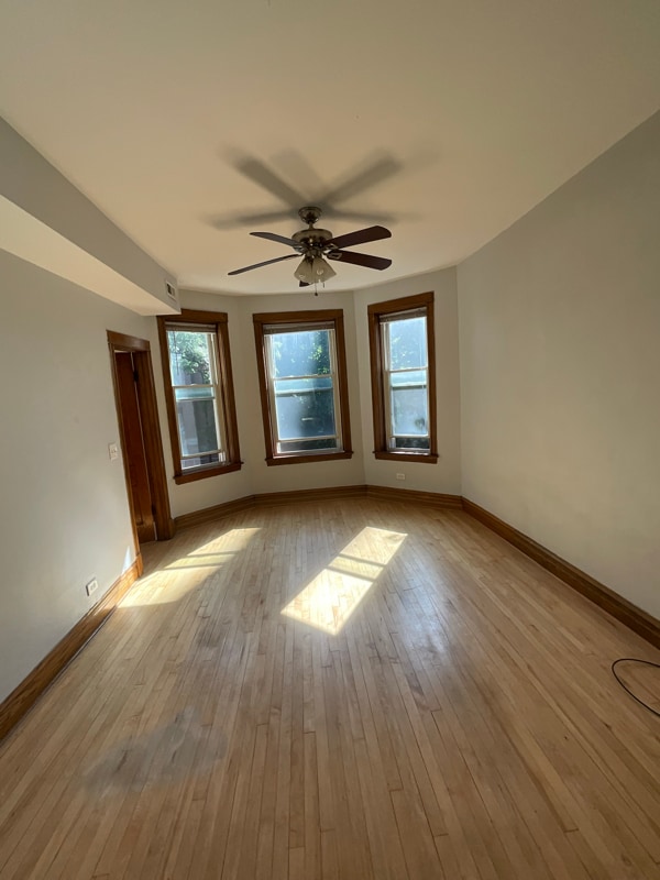 Building Photo - 1042 N Oakley Blvd Rental