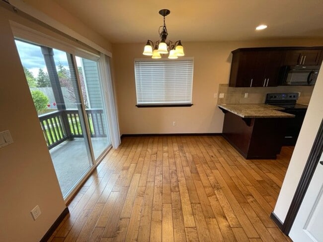 Photo - Extremely Gorgeous 3 Bedroom Home for Rent in Lynnwood