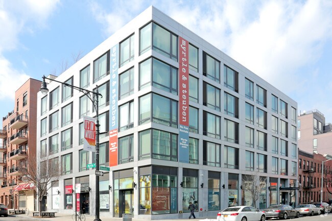 Photo - 531 Myrtle Ave