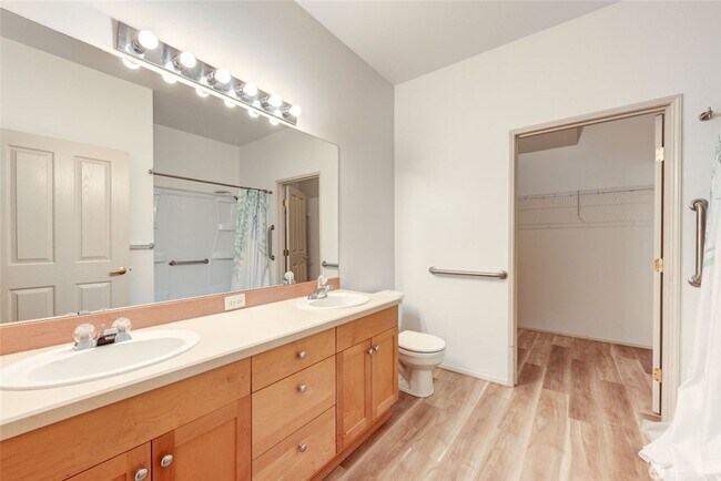 Photo - 4439 248th Ln SE