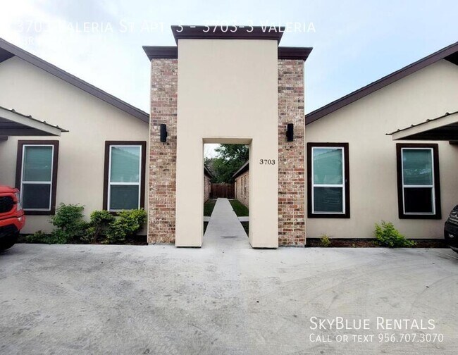Photo - 3703 Valeria St Apartment Unit 3703-3 Valeria