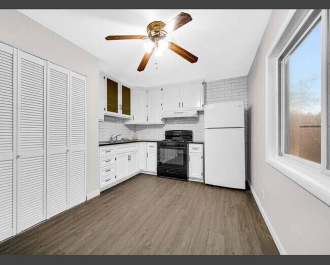 Photo - 1765 Short Ave