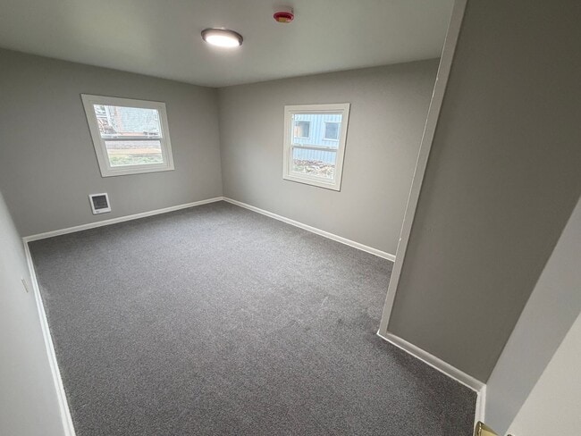 Photo - Newly Remodeled 1-Bed with Bonus Room