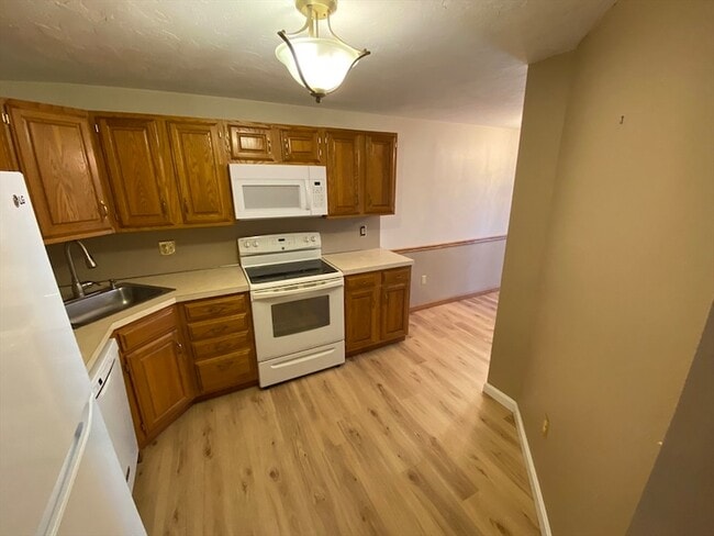Photo - 501 Ridgefield Cir