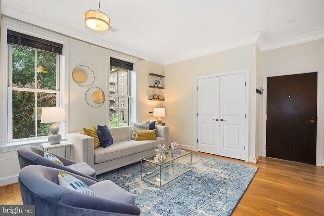 Photo - 1323 Clifton St NW Unit 11