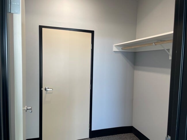 Photo - 60 Merlot Dr