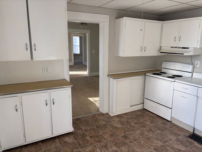 Photo - 2141-2143 Wealthy Unit 2143 1/2 Wealthy