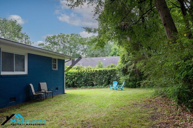Photo - 1021 Sedgefield St