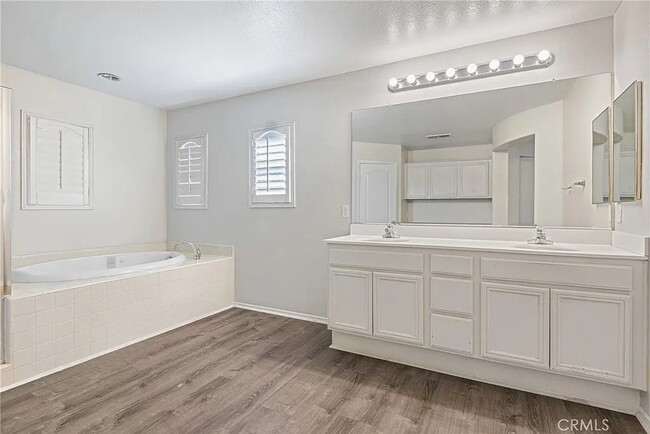 Photo - 1411 Scenic Ct Unit 2M