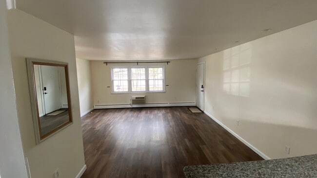 Photo - 33 Grandview Dr Unit B