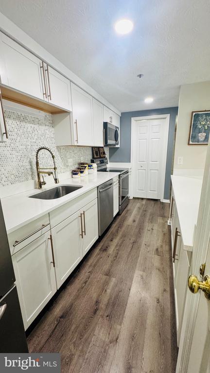 Photo - 601 Himes Ave Unidad II104