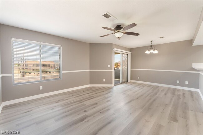 5689 E Lake Mead Blvd Unidad 3