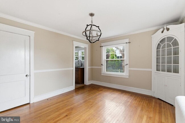 Photo - 530 E Manoa Rd