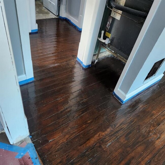 Photo - 735 18th St S