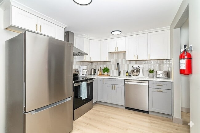 Photo - 4 Magnolia Ct