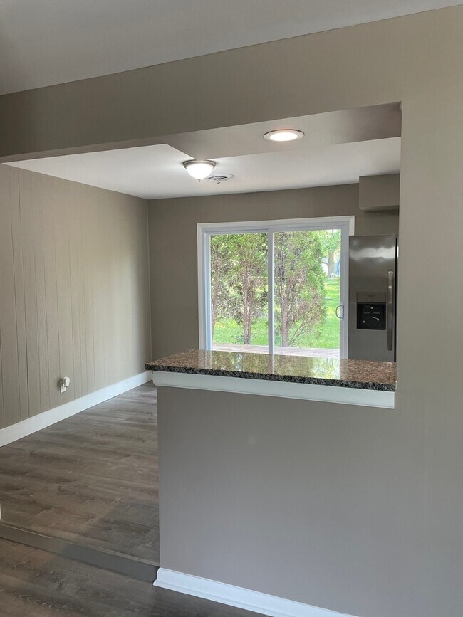 Photo - 19315 Union Ave