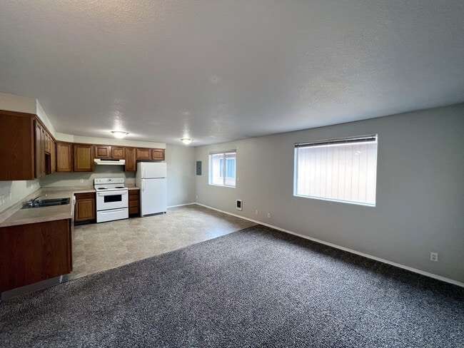 Photo - 1041 8th Ave Unidad 201