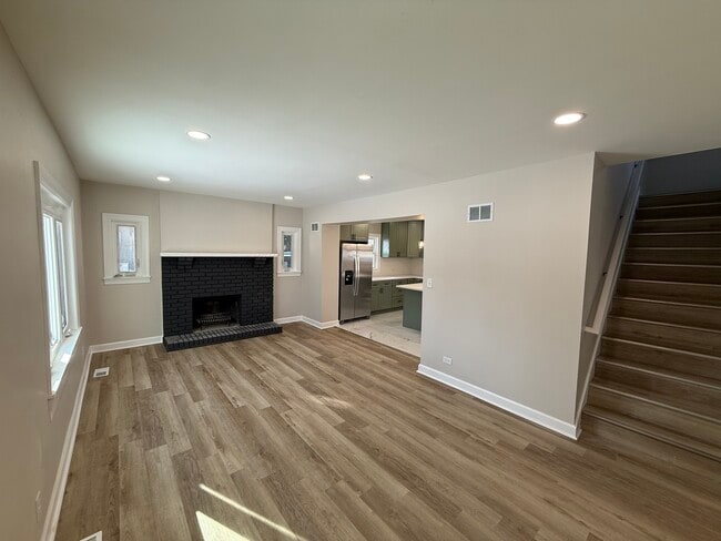 Photo - 408 East End Ave