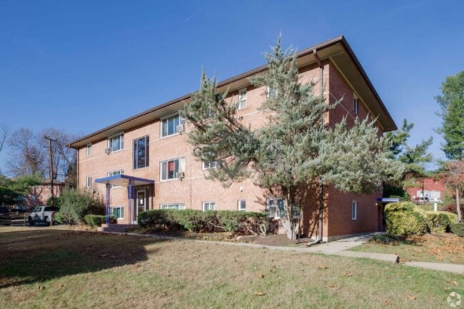 Photo - Friendship Place Apartments