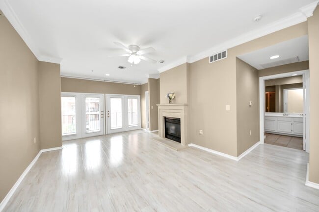 Photo - 2400 McCue Rd Unidad 333