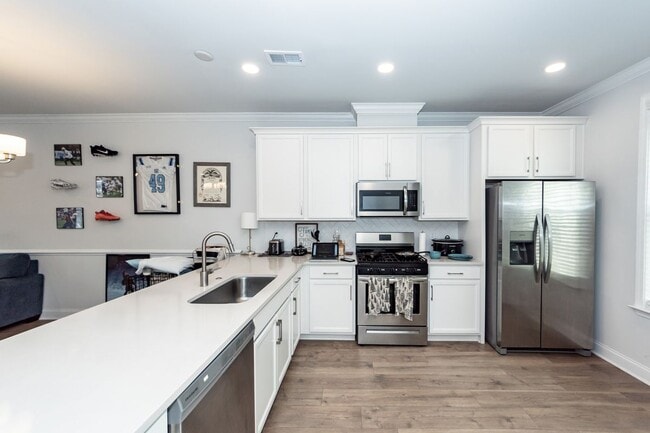 Photo - 531 Green Fern Dr