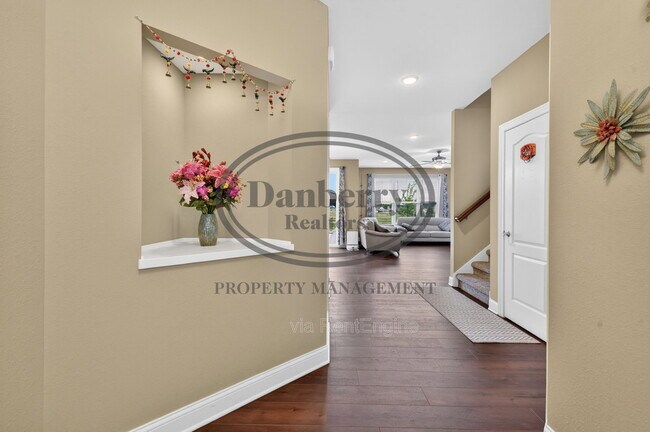 Photo - 24989 Reddington Ct