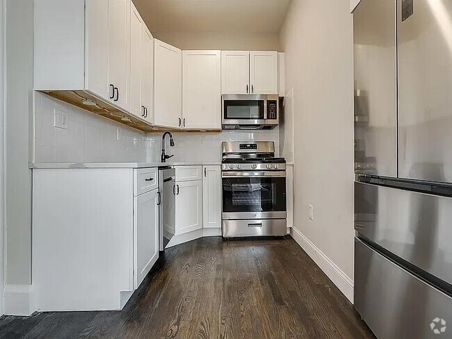 Building Photo - 486 Bramhall Ave Unit 3 Rental
