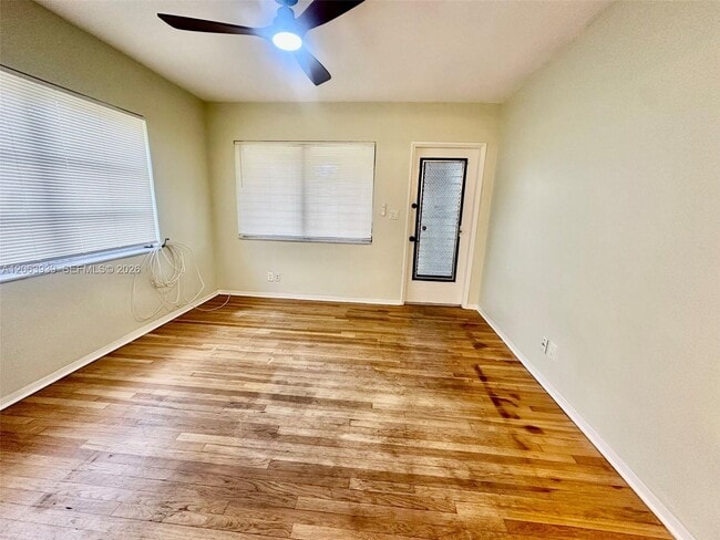 Building Photo - 2325 Fillmore St Unit 2