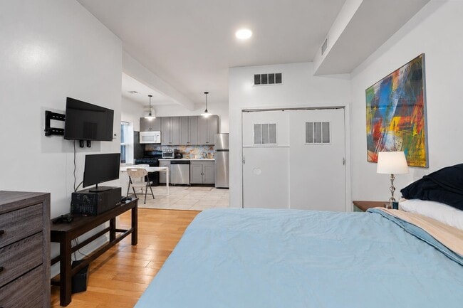 315-317 33rd St Unit 1
