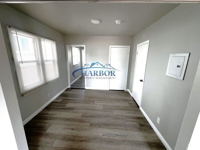 Photo - 782-786 W. 18th Street Unit 784