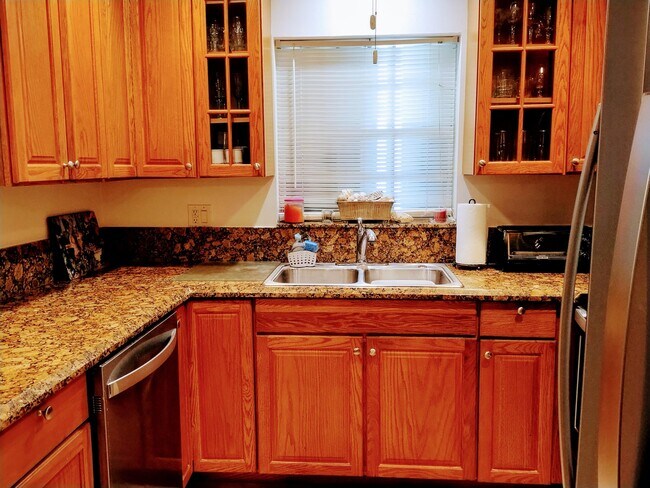 Photo - 14716 Canalview Dr Unit D