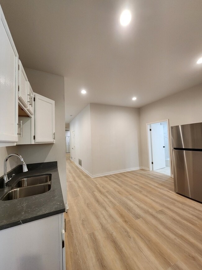 Photo - 8900 S Normal Ave