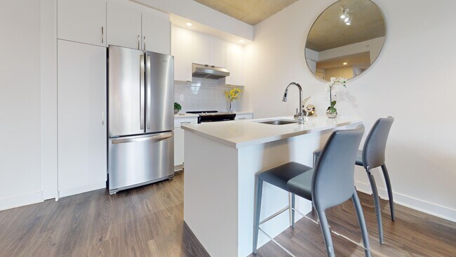 Photo - Station G Mascouche