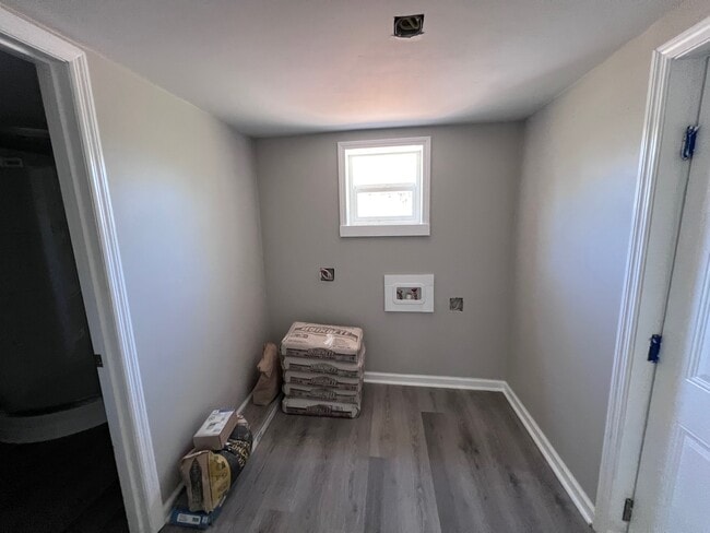 Photo - 768 McElderry Rd N