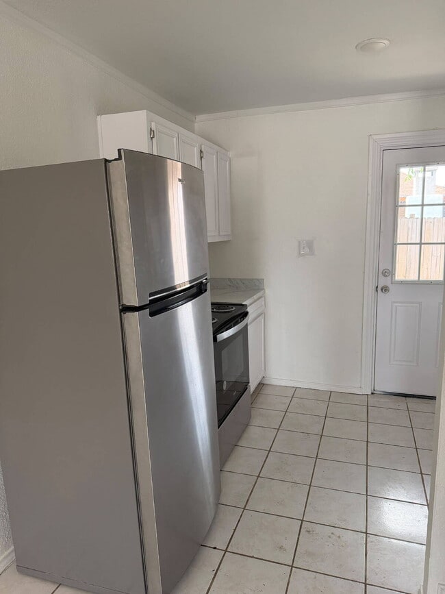 Photo - "Charming 2-Bedroom Edinburg Rental: Cozy Living with 840 Sq Ft of Comfort!"