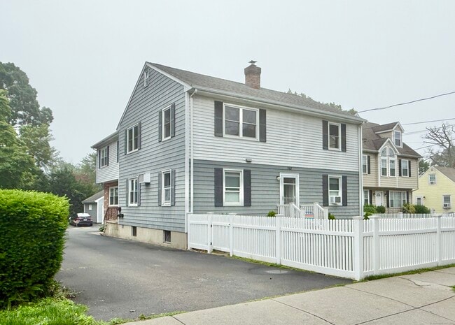 Photo - 162 Seaside Ave Apartment Unit 2