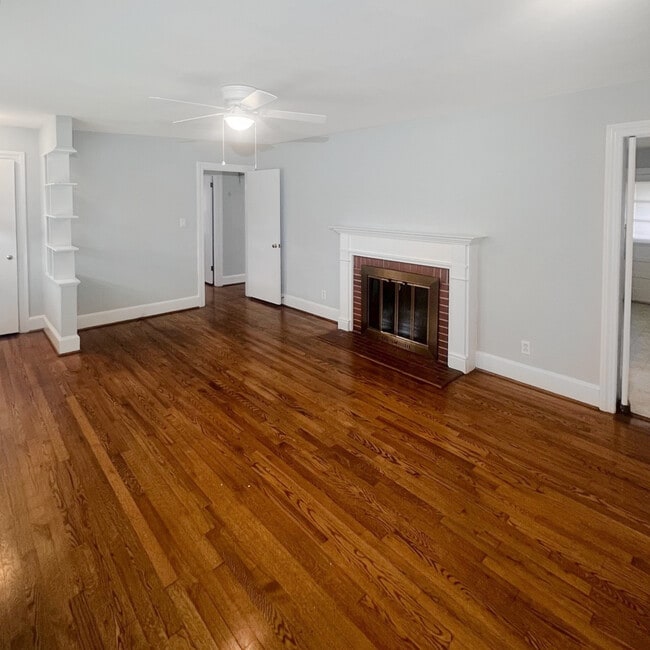 Photo - 2803 Jackson Dr