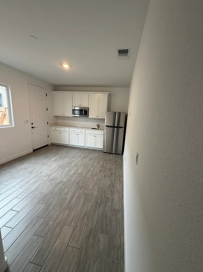 Photo - 1715 Sandoval Dr