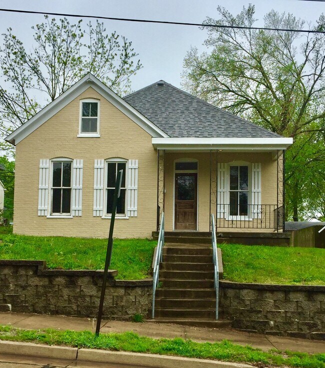 3 Bedroom House in Boonville - 3 Bedroom House in Boonville