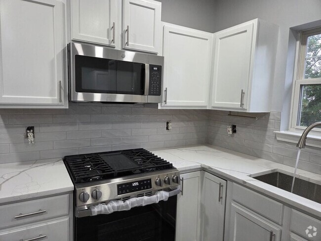 Building Photo - 43802 Sunset Terrace Rental