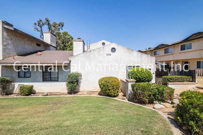 Building Photo - 5713 Fairfax Rd Unit Apt A