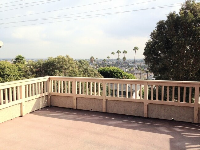 Photo - 1823 Armour Ln Unidad 1
