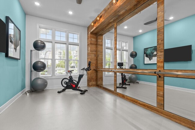 Photo - Barclay Chase Apartment Homes