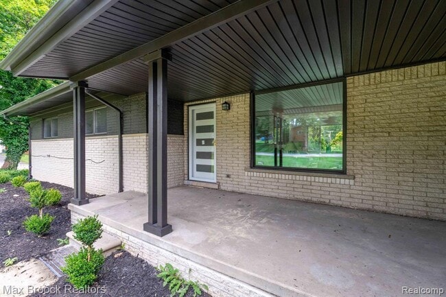 Photo - 7011 White Pine Dr