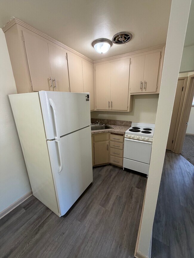 Photo - 3157 S 47th St Unit 3