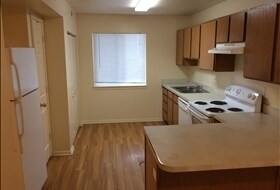 Photo - Willow Hollow Apartments