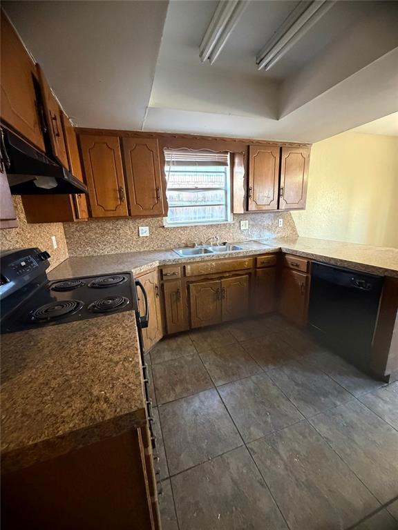 Photo - 7301 Edenborough Dr