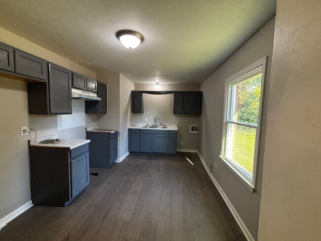 Photo - 3 BED 1 BATH IN FAYETTEVILLE NC